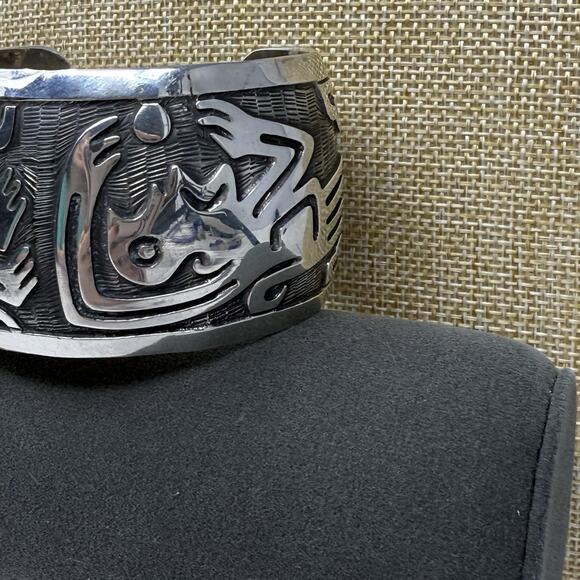 Vintage Heavy Mexico 925 Sterling Silver Monkey Tribal Cuff Bracelet 72 Grams - Picture 4 of 15